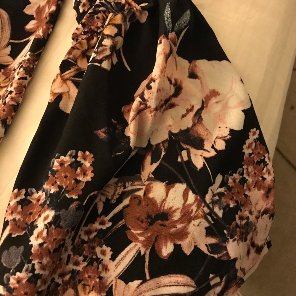 Flower blouse - Picture 2 of 3